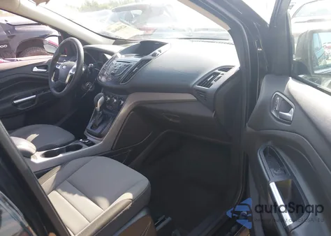 2015 Ford Escape Se z USA, uszkodzony, nr VIN 1FMCU0GXXFUA57064